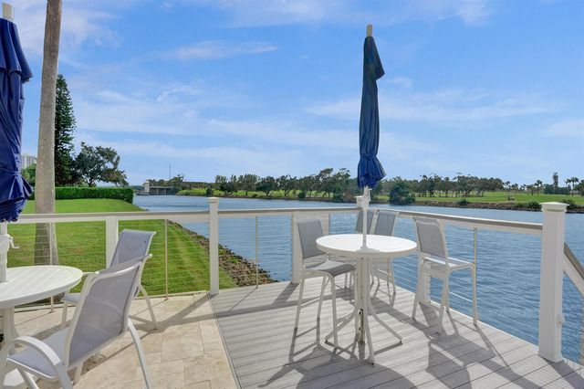 356 Golfview Road 609, North Palm Beach, FL 33408