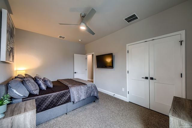 819 saint james, San Antonio, TX 78202