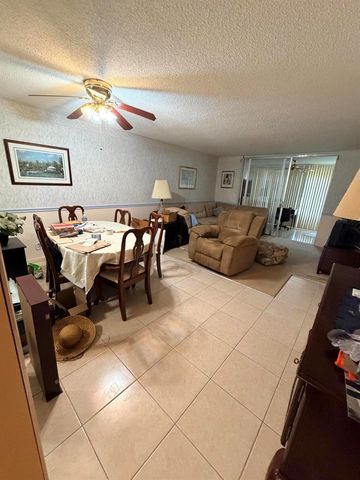 7640 NW 18TH Street 104, Margate, FL 33063