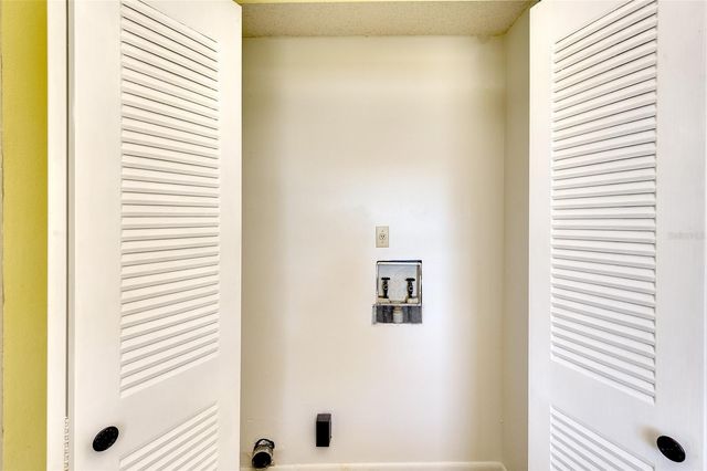 4202 35TH AVENUE W 7, Bradenton, FL 34205