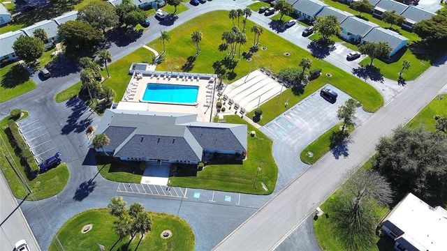 4202 35TH AVENUE W 7, Bradenton, FL 34205