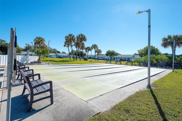 4202 35TH AVENUE W 7, Bradenton, FL 34205