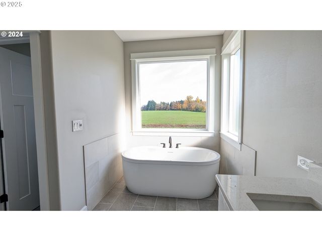 3670 Nw WESTSIDE Rd, Mc Minnville, OR 97128