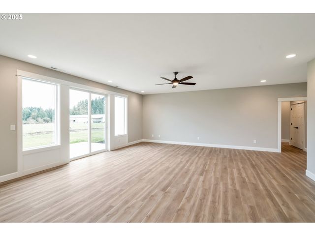 3670 Nw WESTSIDE Rd, Mc Minnville, OR 97128