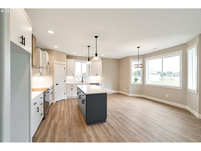 3670 Nw WESTSIDE Rd, Mc Minnville, OR 97128