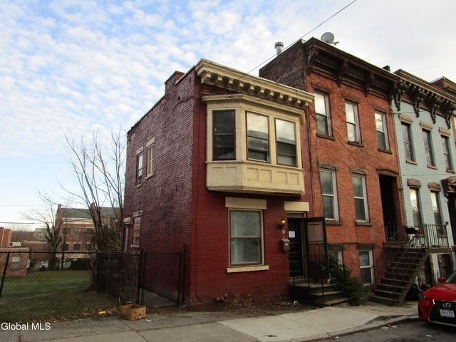 40.5 Trinity Place, Albany, NY 12202