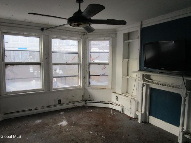 40.5 Trinity Place, Albany, NY 12202