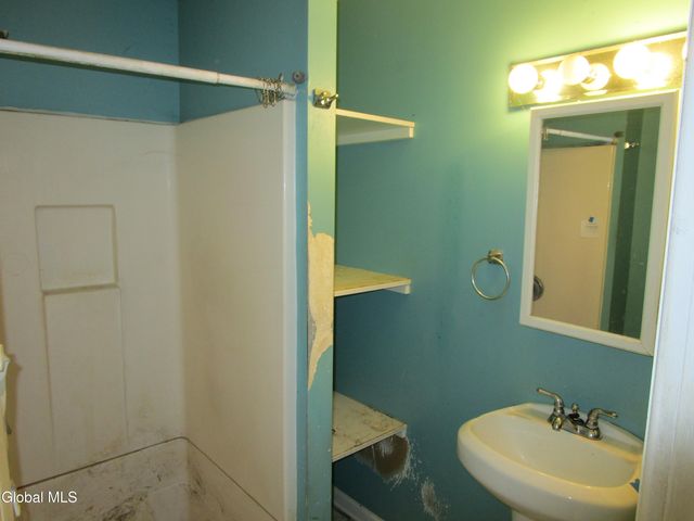 40.5 Trinity Place, Albany, NY 12202