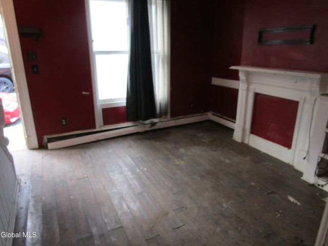 40.5 Trinity Place, Albany, NY 12202