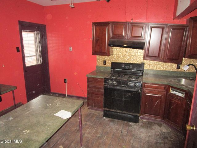 40.5 Trinity Place, Albany, NY 12202