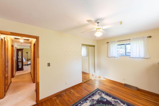 71 Barb Avenue, Heath, OH 43056