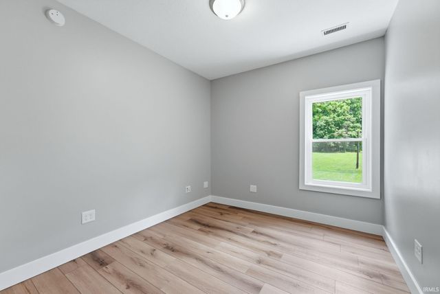 6441 N 750 East Road, Churubusco, IN 46723
