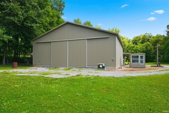 6441 N 750 East Road, Churubusco, IN 46723