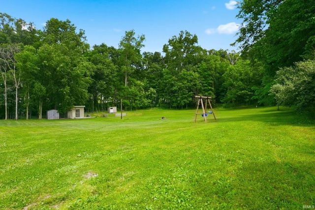 6441 N 750 East Road, Churubusco, IN 46723