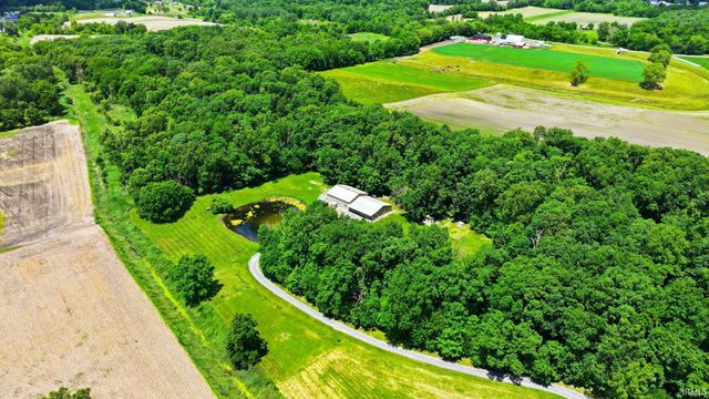 6441 N 750 East Road, Churubusco, IN 46723