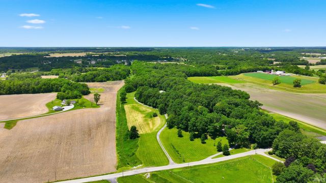 6441 N 750 East Road, Churubusco, IN 46723