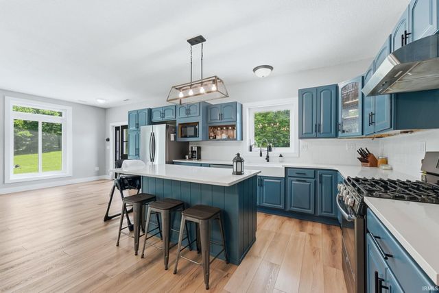 6441 N 750 East Road, Churubusco, IN 46723