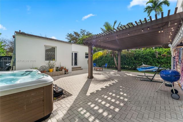 745 NE 88th St, Miami, FL 33138