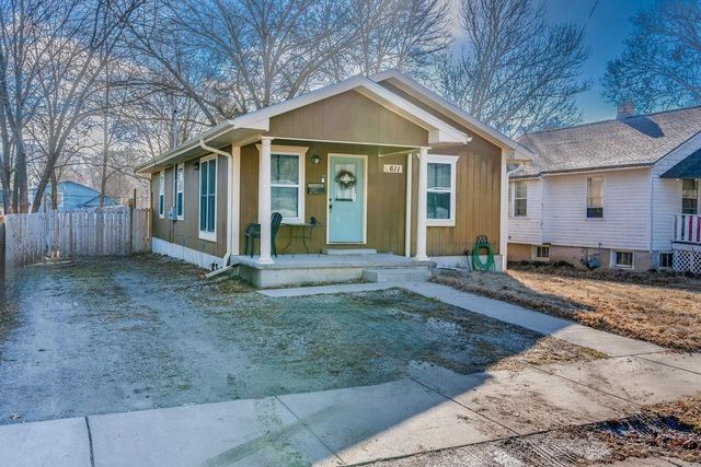 611 E 1st Street, Osawatomie, KS 66064