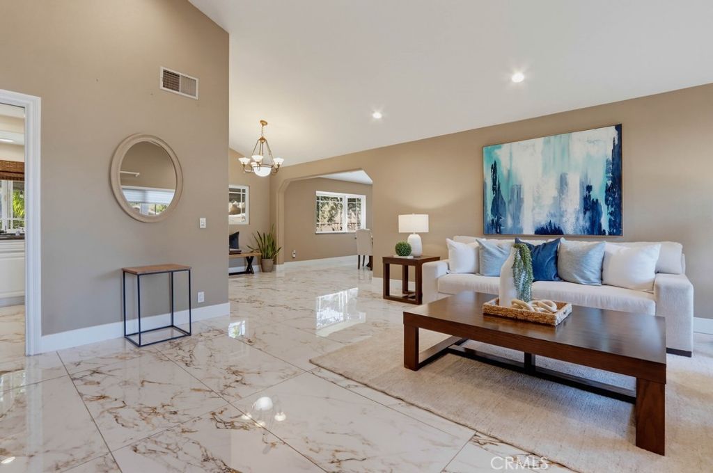 5550 E Edgemar, Anaheim, CA 92807 — photo 3