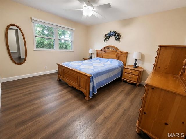 1641 Tamarack Drive, St Charles, MO 63301