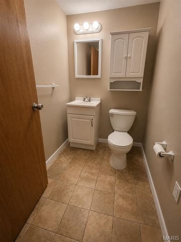 1641 Tamarack Drive, St Charles, MO 63301