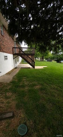 1641 Tamarack Drive, St Charles, MO 63301