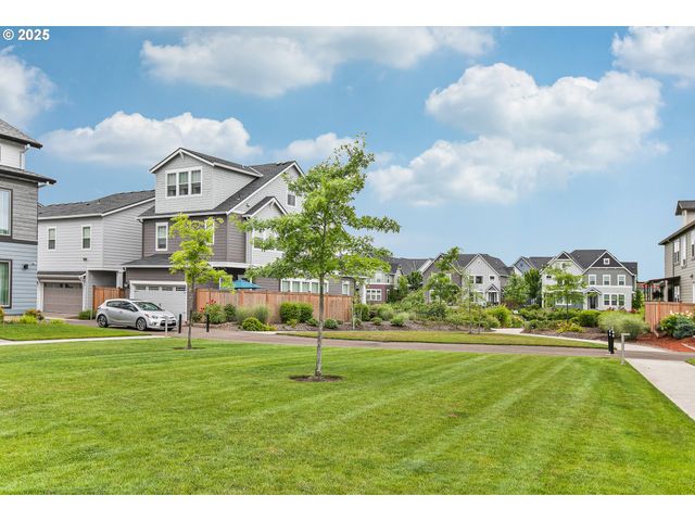 7579 Se KILCHIS Ln, Hillsboro, OR 97123