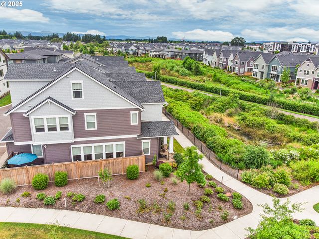 7579 Se KILCHIS Ln, Hillsboro, OR 97123