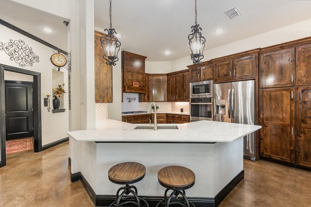 2564 Eastline Road, Bells, TX 75414