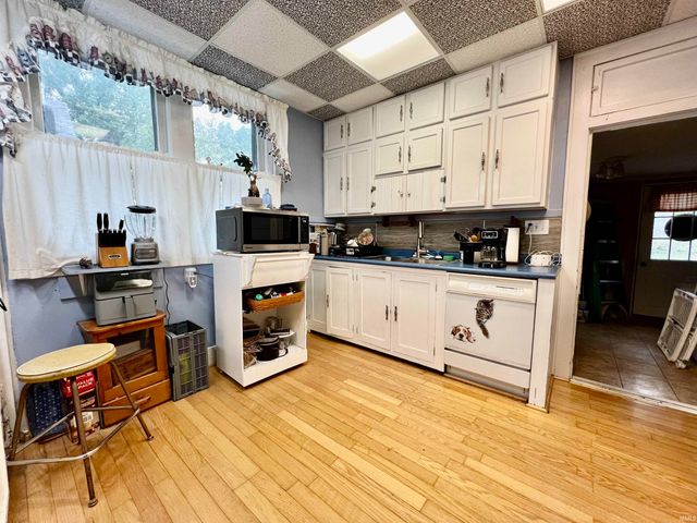 652 S Jackson Street, Frankfort, IN 46041