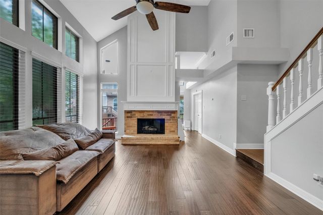 12853 Kingsbridge Lane, Houston, TX 77077