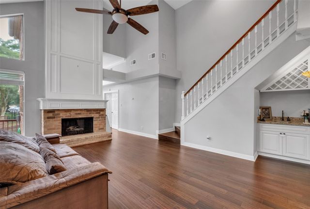12853 Kingsbridge Lane, Houston, TX 77077