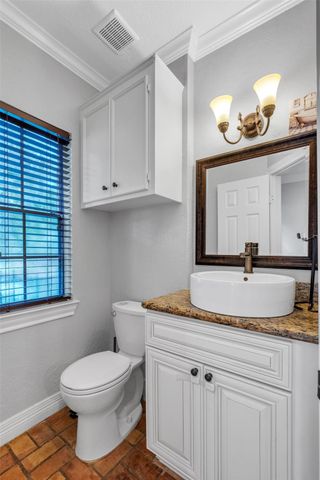 12853 Kingsbridge Lane, Houston, TX 77077