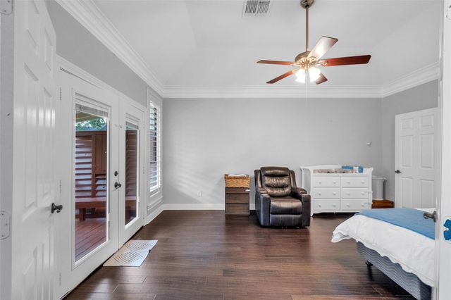 12853 Kingsbridge Lane, Houston, TX 77077