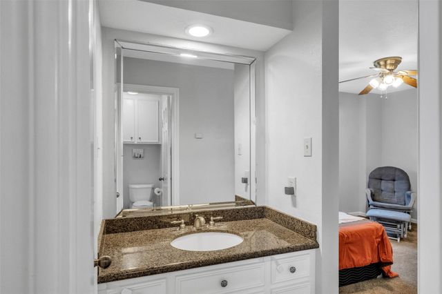 12853 Kingsbridge Lane, Houston, TX 77077