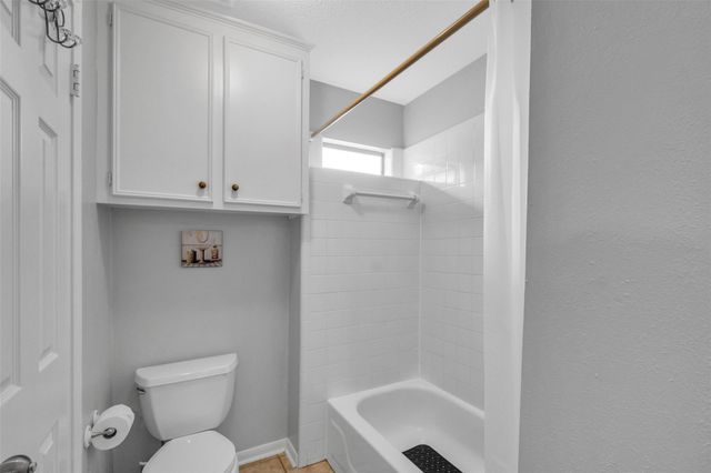 12853 Kingsbridge Lane, Houston, TX 77077