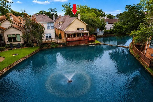 12853 Kingsbridge Lane, Houston, TX 77077