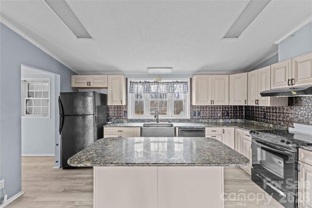 415 Massey Deal Road, Statesville, NC 28625