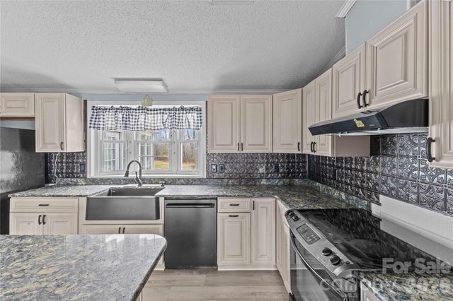 415 Massey Deal Road, Statesville, NC 28625