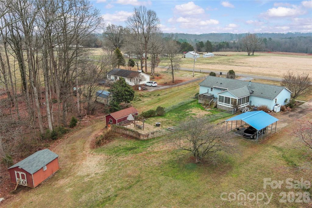 415 Massey Deal Road, Statesville, NC 28625