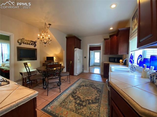 223 Custer Avenue, Colorado Springs, CO 80903