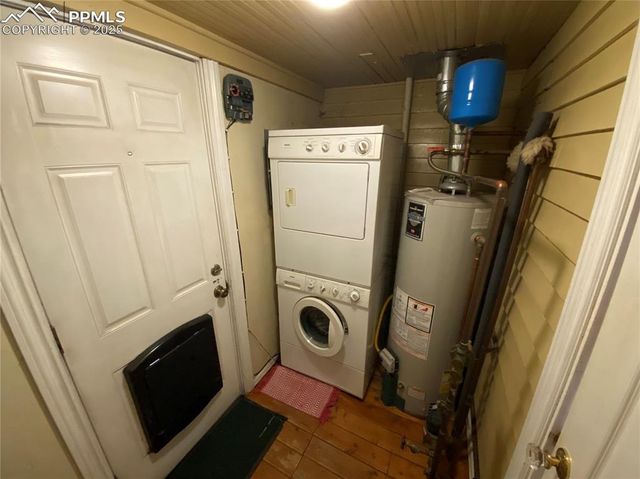 223 Custer Avenue, Colorado Springs, CO 80903