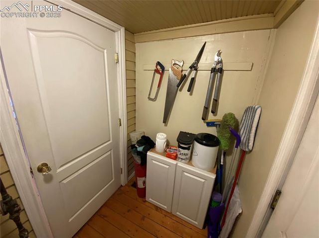 223 Custer Avenue, Colorado Springs, CO 80903