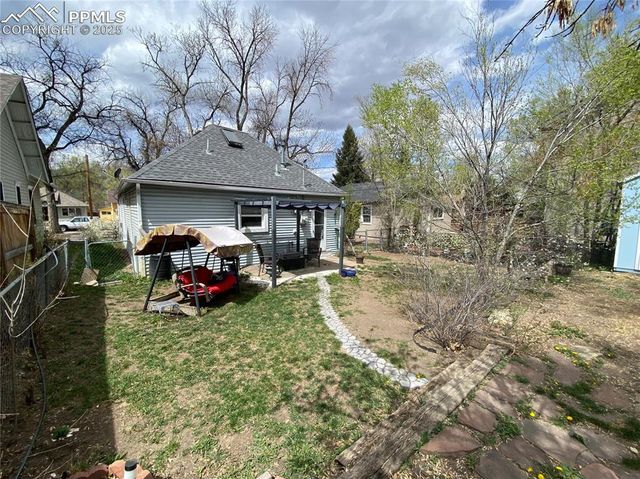 223 Custer Avenue, Colorado Springs, CO 80903