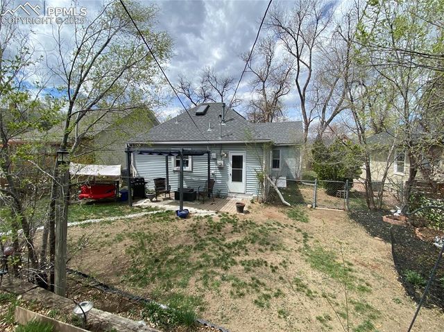 223 Custer Avenue, Colorado Springs, CO 80903