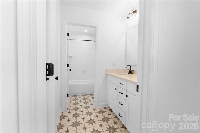 3934 Zinnia Drive, Harrisburg, NC 28075