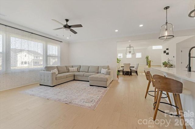 3934 Zinnia Drive, Harrisburg, NC 28075