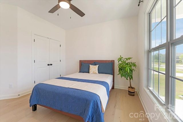 3934 Zinnia Drive, Harrisburg, NC 28075