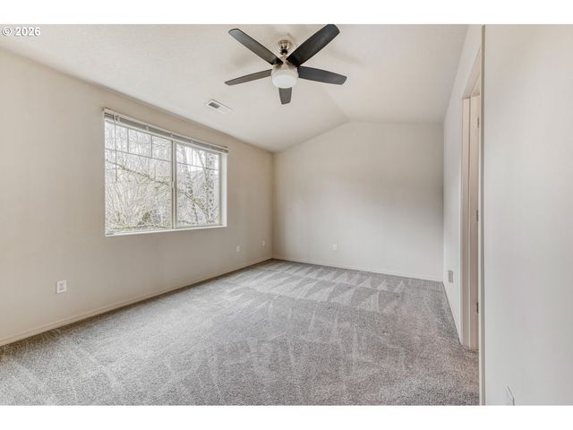 38573 CASCADIA VILLAGE Dr, Sandy, OR 97055